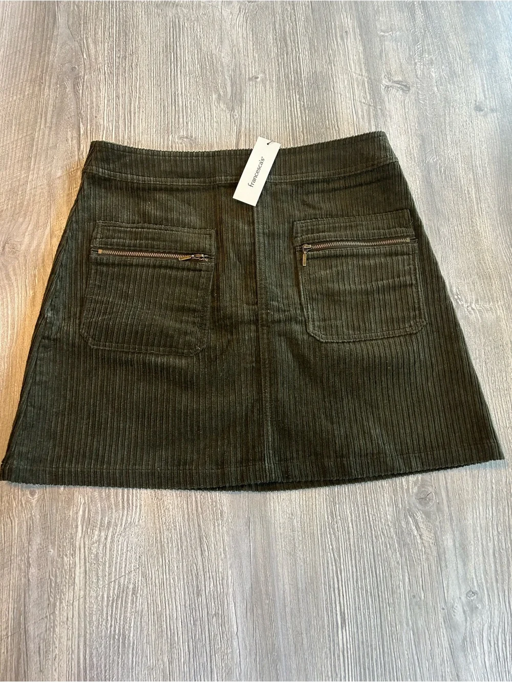 Francesca's Mi Ami Tamm Zip Corduroy Mini Skirt in Olive Green Zip Pockets NWT